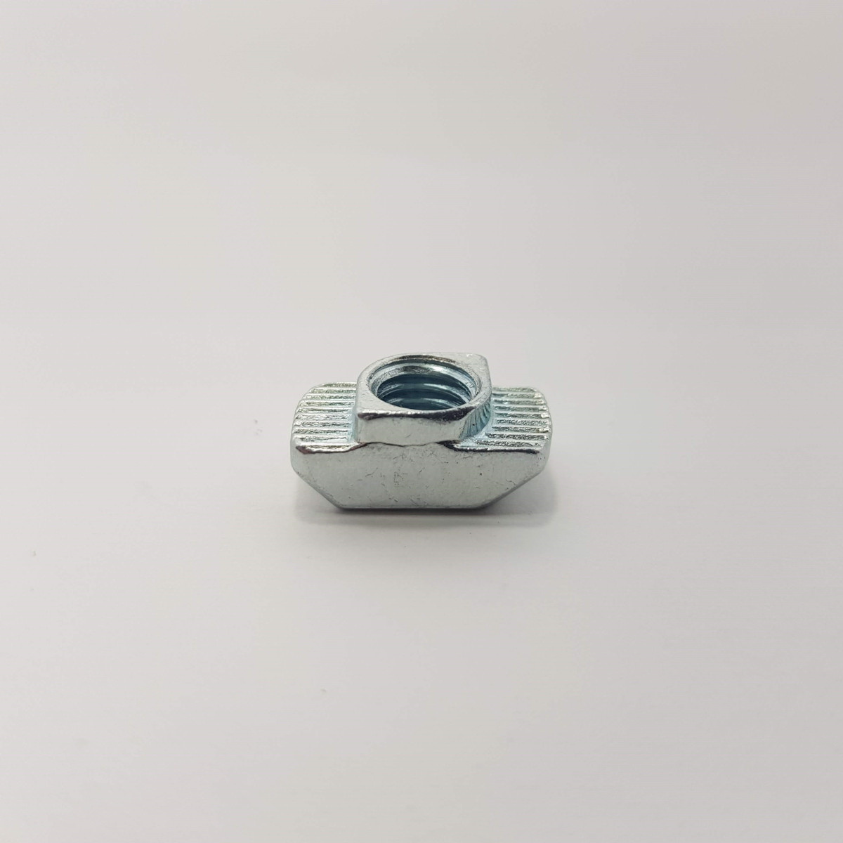 Porca Martelo Canal 10 - para Perfil Base 45